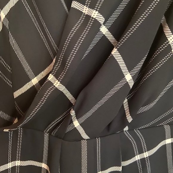 CAbi Black and White Check Crossover Cami - Picture 4 of 4